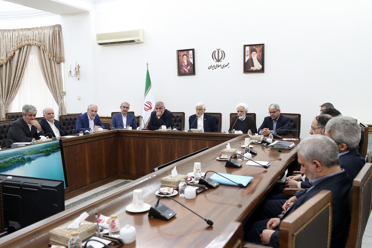 شعار «وفاق ملی» را در عمل با رابطه صمیمی بین سه قوه حس می‌کنیم