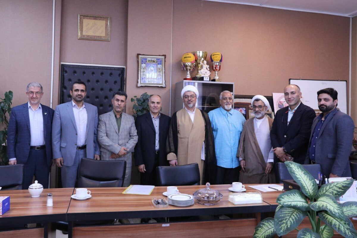 دیدار دبیر شورای عالی انقلاب فرهنگی با روسای ۳ فدراسیون ورزشی