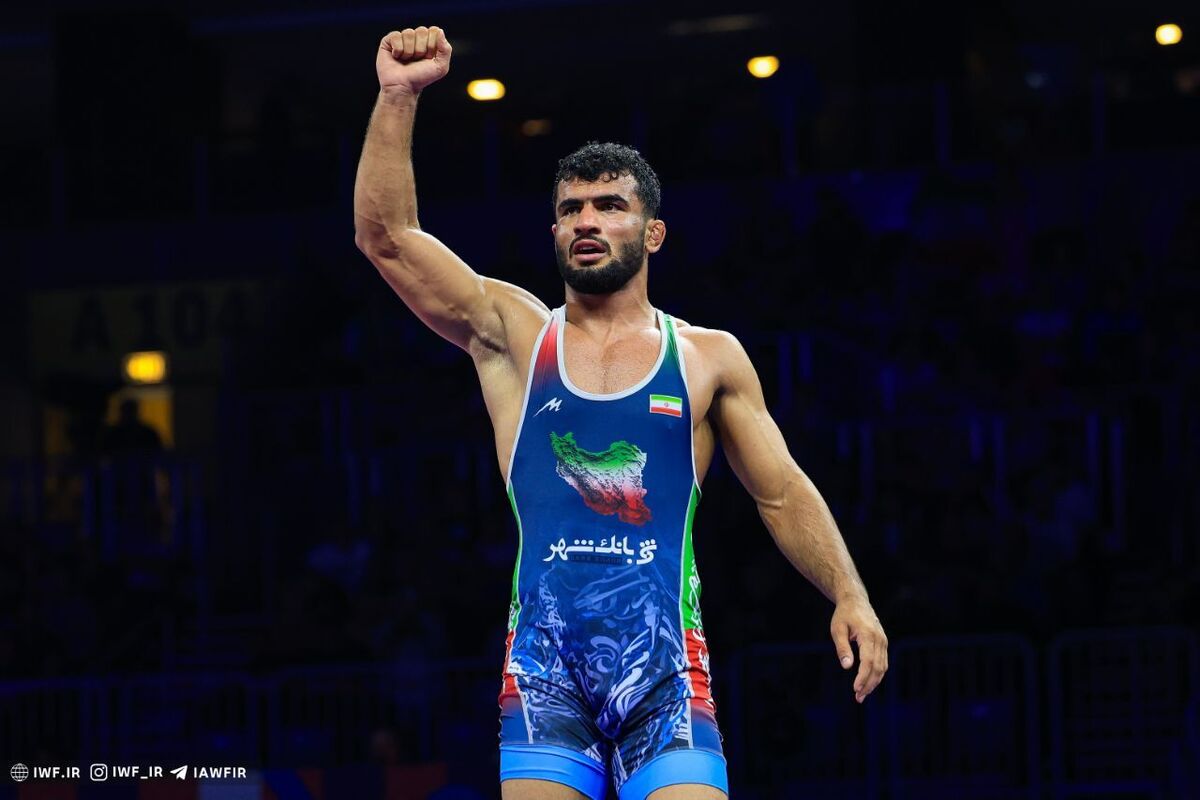 مهمدی مدال المپیک را در جهانی تکرار کرد/ آخرین افتخارآفرینی کشتی فرنگی ایران به رنگ نقره
