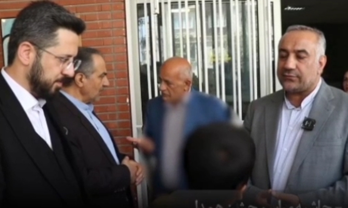 سایه مهری که از یک درخواست برخاست