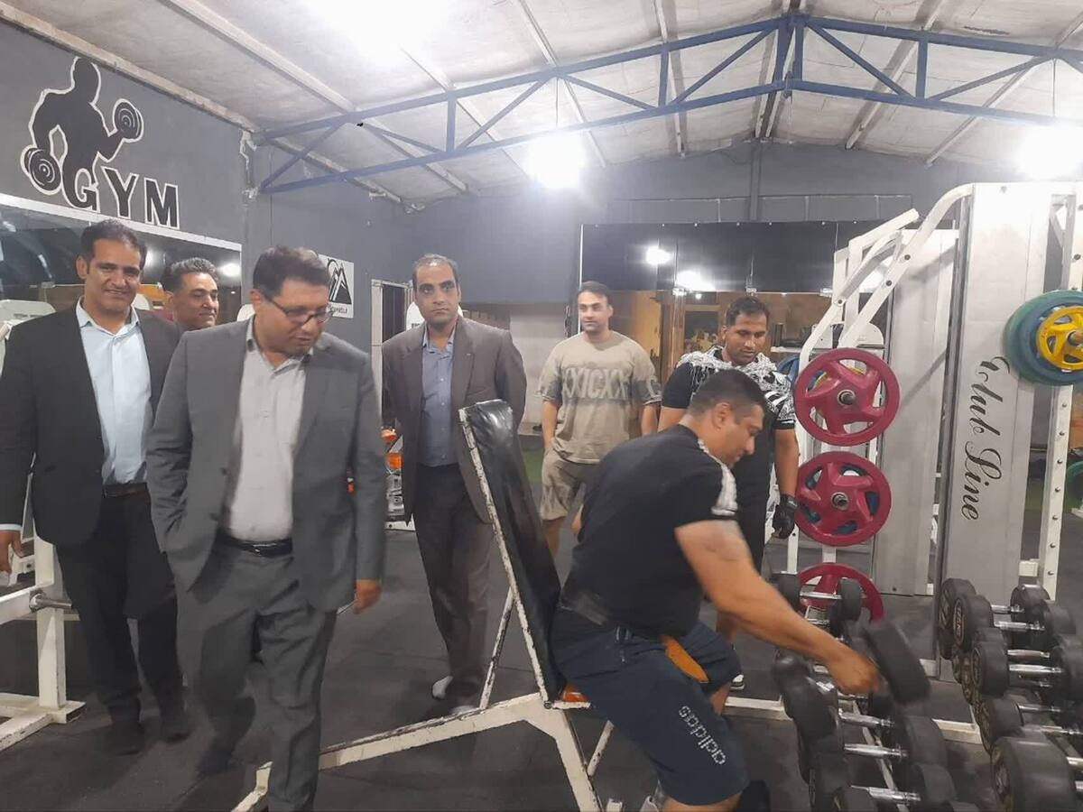 بازدید سرزده سرپرست ورزش و جوانان کرمان از اماکن ورزشی بم