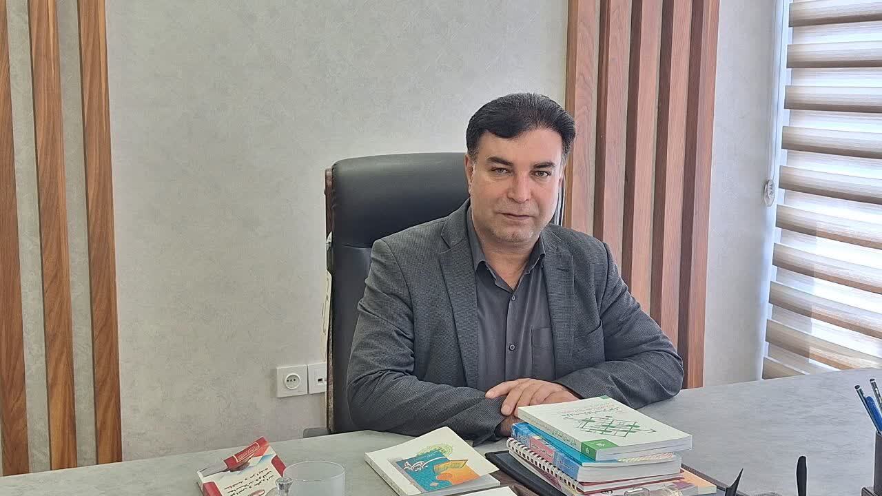 نژاد جوجه آرین بلای جان مرغداران استان قزوین/دست واسطه ها و دلالان را قطع کنید