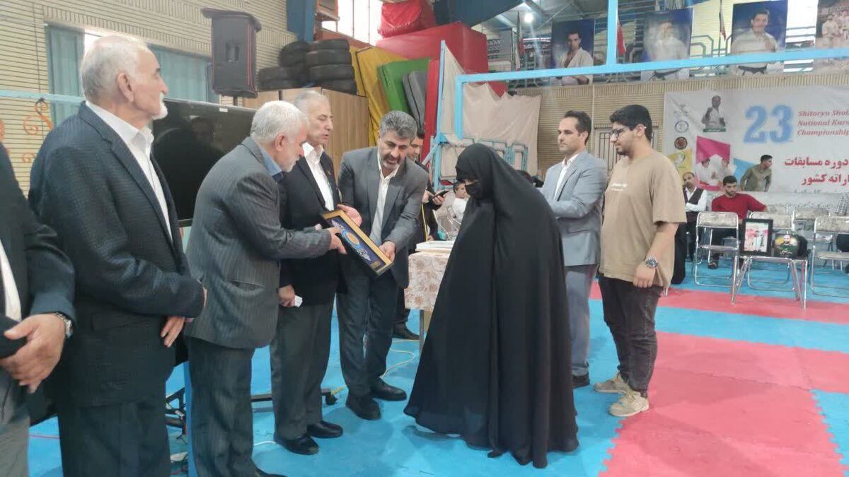 قم مقتدرانه قهرمان تاناکا شیتوریو شوبوکان