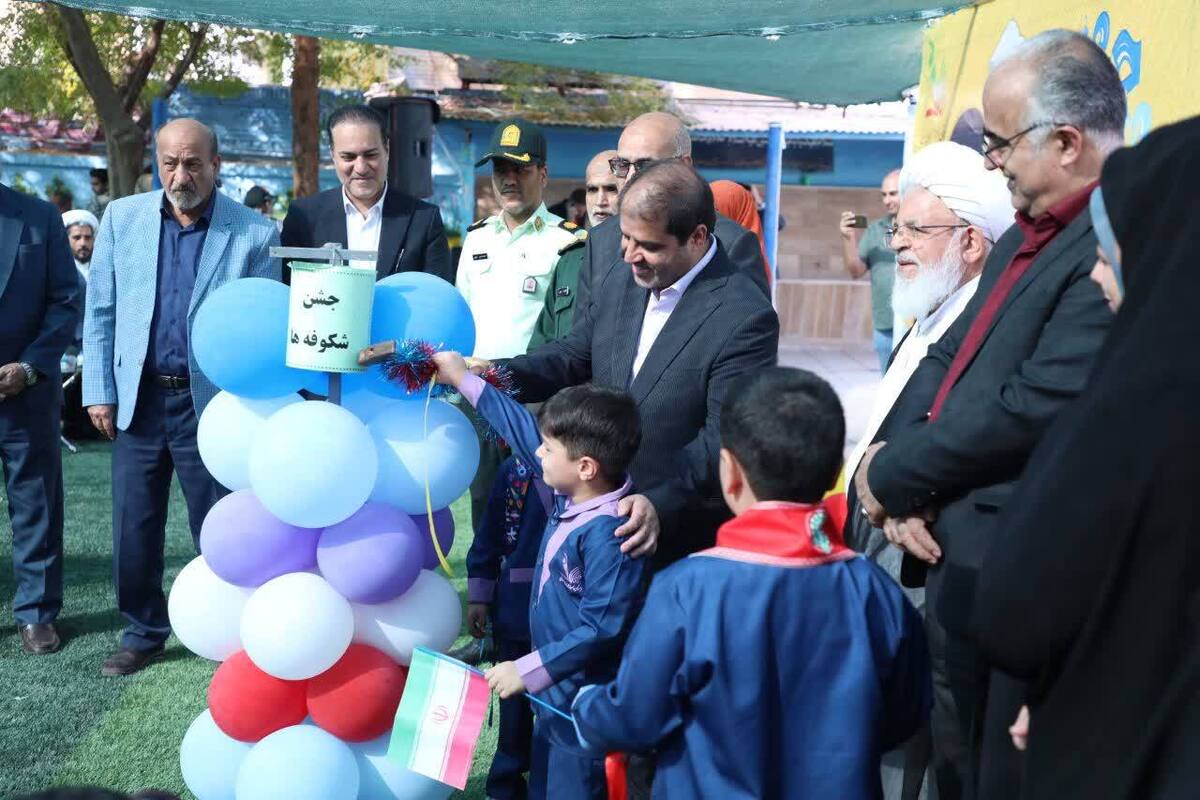 ۲۳ هزار دانش‌آموز کلاس اولی یزد وارد مدرسه شدند