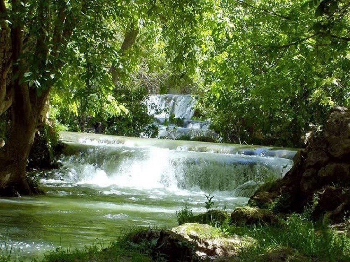 ریجاب، نگین سبز زاگرس در آغوش تاریخ و طبیعت/ تاریخ اینجا در دل سنگ‌ها نهفته است!