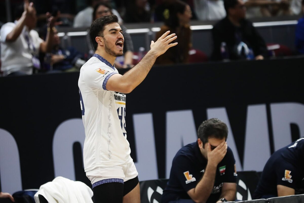 کاپیتان تیم ملی والیبال: می‌توانیم تا مرحله پایانی قهرمانی جهان پیش برویم/ مقابل صربستان تا آخرین پوئن می‌جنگیم