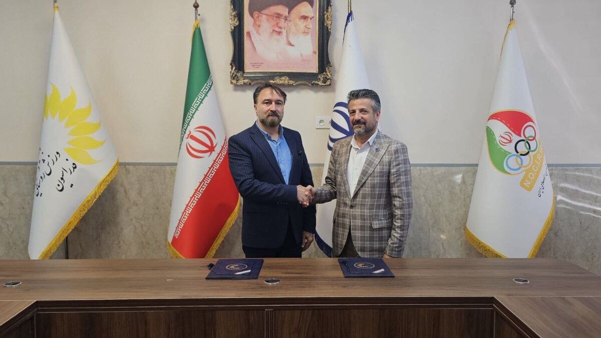 امضای تفاهم نامه همکاری فدراسیون‌ ورزش روستایی، عشایری و بازی‌های بومی‌محلی و فدراسیون سوارکاری