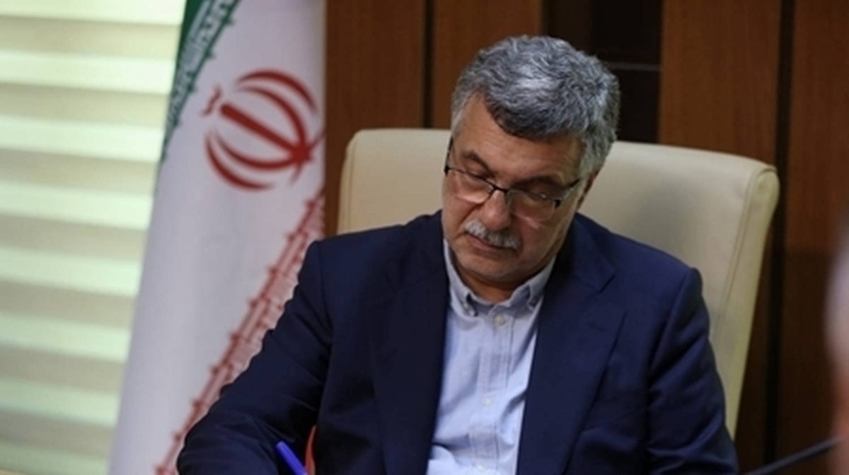 قدردانی وزیر بهداشت از رییس کمیته های کشوری ایمن سازی برای حذف سرخک و سرخجه