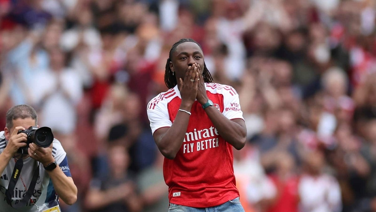 توصیه آنری به خرید جدید آرسنال: حالا دیگر این پیراهن برایت رویا نیست!