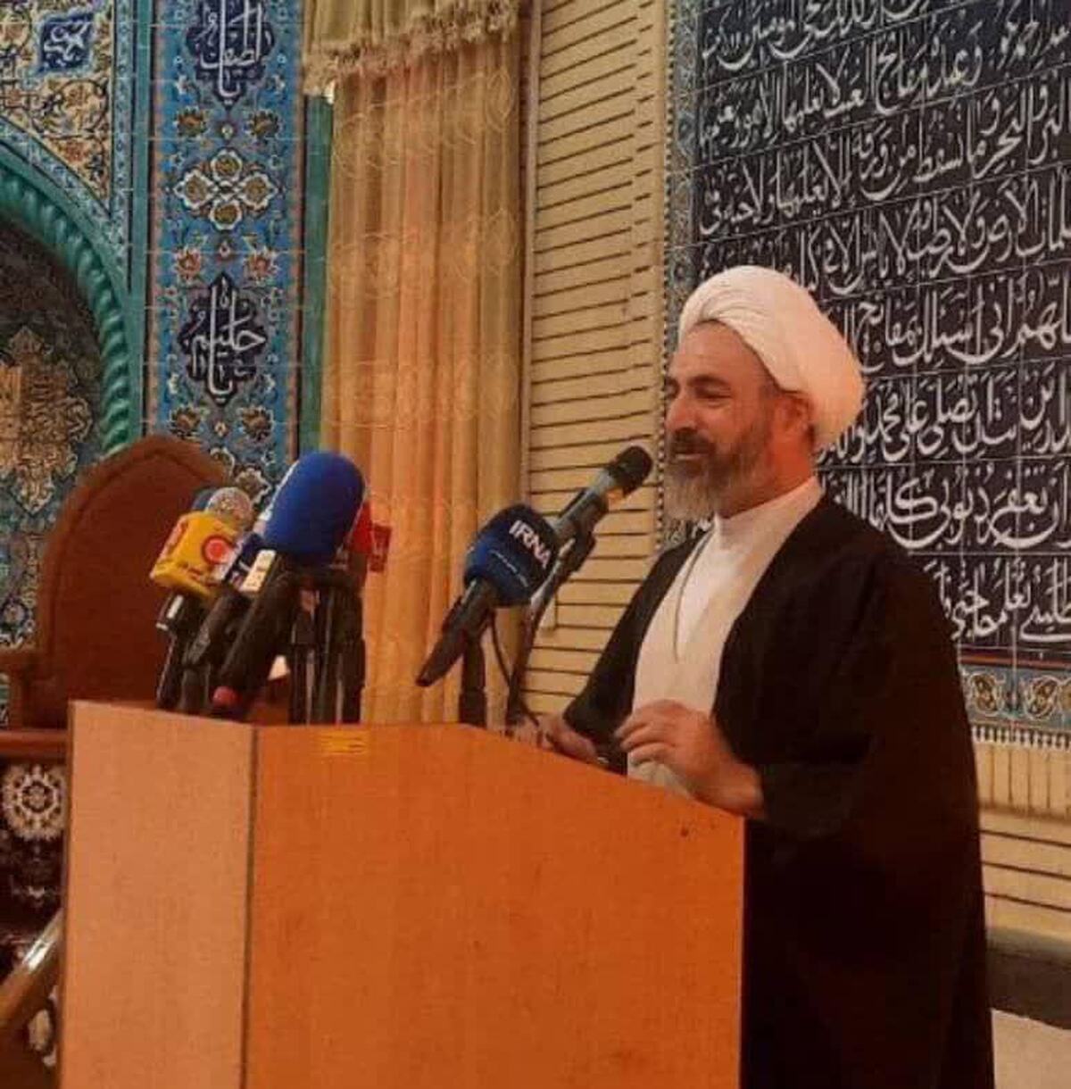 امام جمعه ایلام: رسانه‌های استان در دفاع ۱۲ روزه و اربعین نقش‌آفرینی اثربخشی داشتند