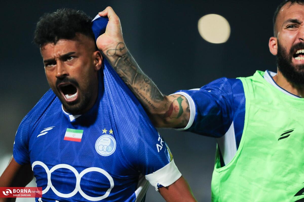 دیدار تیم‌های فوتبال استقلال- ذوب آهن