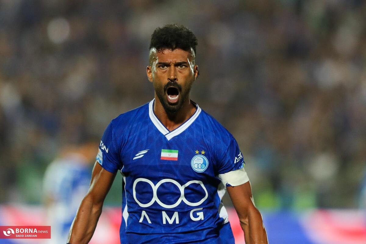 بازوبند برای رضاییان خوش‌یمن بود/ گل و پاس گل برای کاپیتان جدید استقلال!