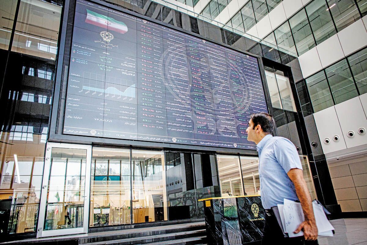 رشد ۱۴ هزار واحدی شاخص بورس در کنار فشار فروش/ ۶۳ درصد نماد‌ها قرمز پوش شدند