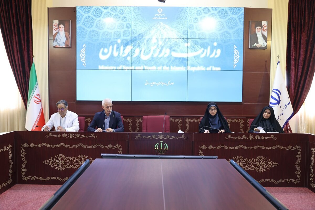 اسبقیان: برگزاری مسابقات المپیادها اتفاق خوبی در هفته تربیت‌بدنی است/محمدیان: فلسفه برگزاری المپیادها دادن فرصت به استان هاست