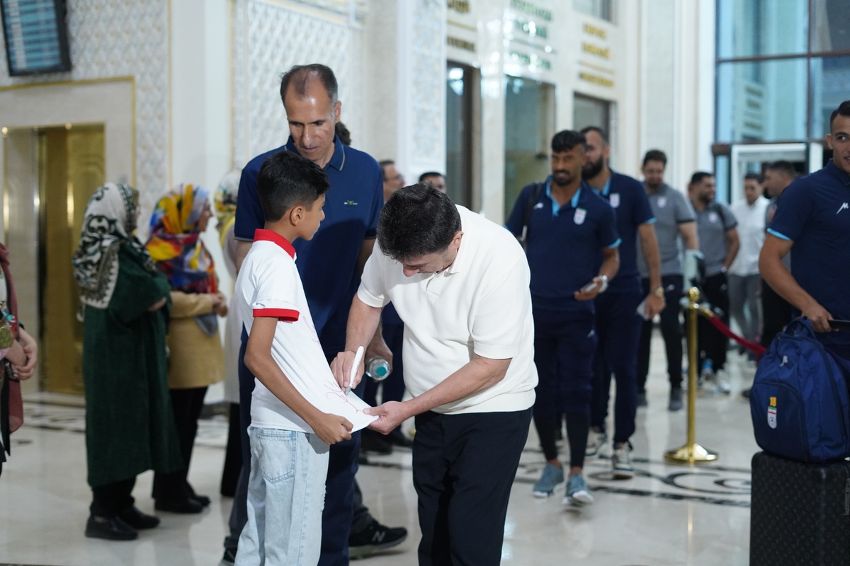 با استقبال ویژه از کاروان تیم ملی؛ شاگردان قلعه‌نویی به تاجیکستان رسیدند