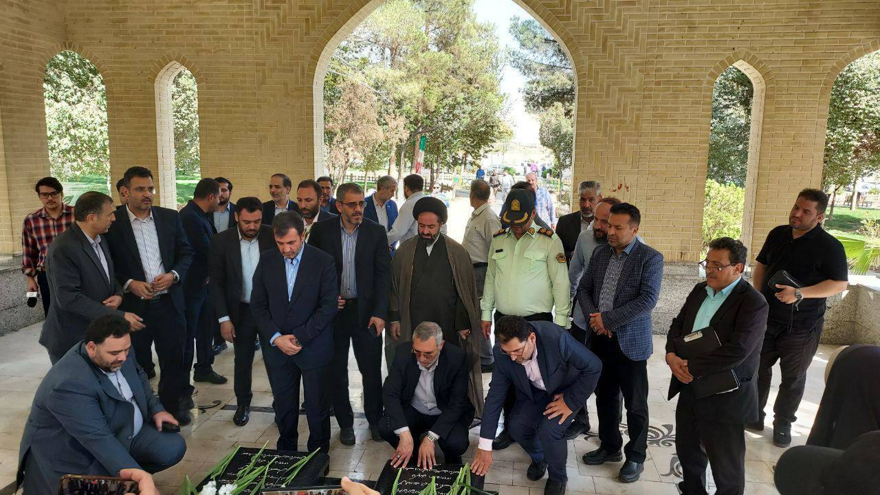 بزرگترین مجموعه ورزشی قیامدشت افتتاح شد/بهرهبرداری از ۸۹ پروژه عمرانی و اقتصادی در شهرستان ری بزرگترین مجموعه ورزشی قیامدشت افتتاح شد/بهرهبرداری از ۸۹ پروژه عمرانی و اقتصادی در شهرستان ری