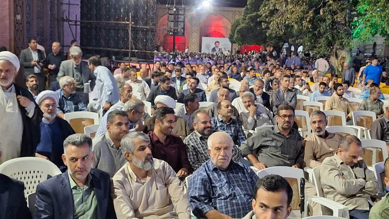 تقریظ رهبر انقلاب بر کتاب پاسیاد پسر خاک منتشر شد