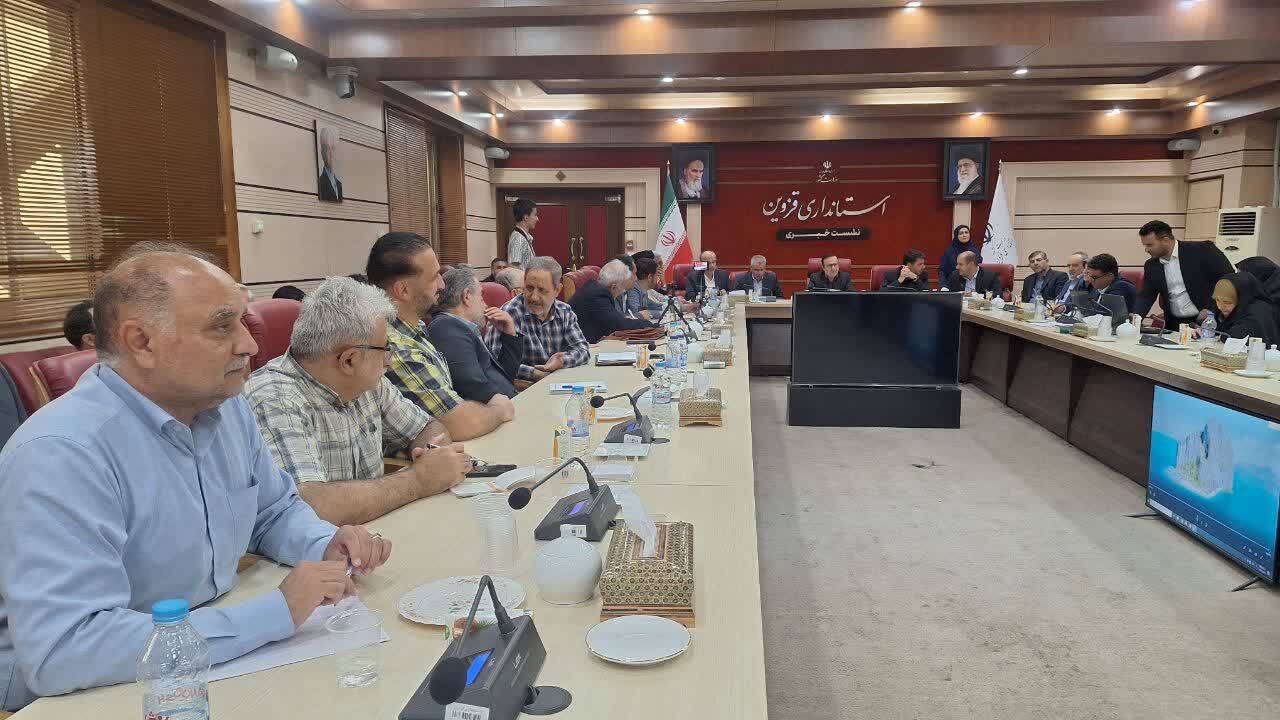 رکورد زنی حضور در یک نشست خبری در قزوین/ آسیب های بی توجهی به ساماندهی فعالان واقعی رسانه رکورد زنی حضور در یک نشست خبری در قزوین/ آسیب های بی توجهی به ساماندهی فعالان واقعی رسانه