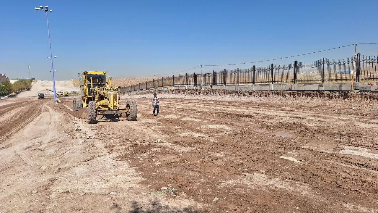 بلوار سردار حاجی زاده گامی در مسیر حل ترافیک محور دانشگاه آزاد 