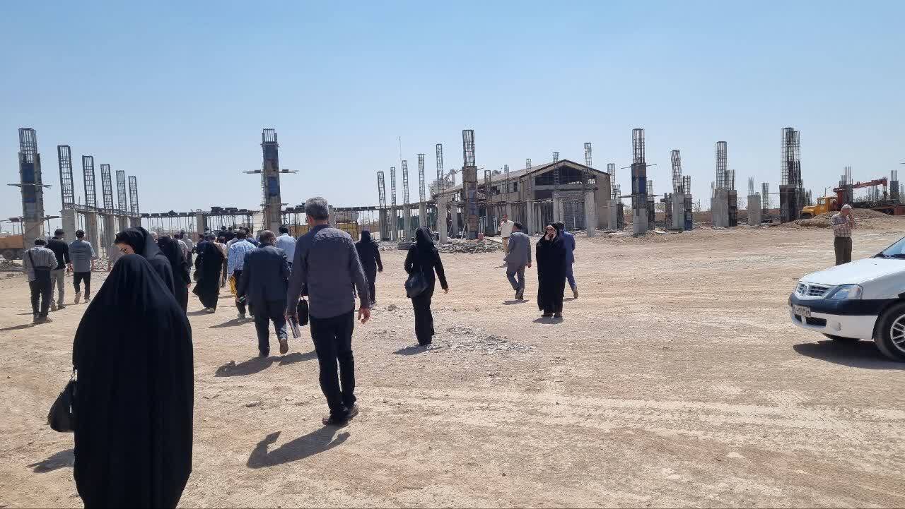 آغاز ساخت میدان بزرگ میوه و تره‌بار قزوین با ۳۰۰ غرفه؛ ایجاد درآمد پایدار برای شهرداری