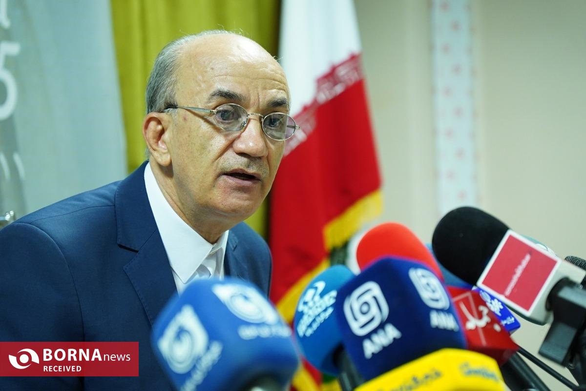 انتقاد دبیر جشنواره موسیقی جوان از صدا و سیما/ جوانان باید سکان مدیریت جشنواره را به دست بگیرند