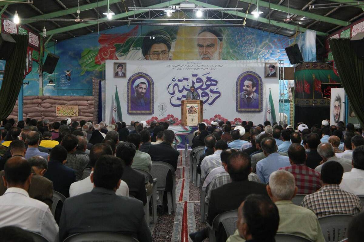 استاندار اصفهان: مسئولیت‌پذیری فراتر از شرح وظایف، رمز تحول کارکنان دولت است