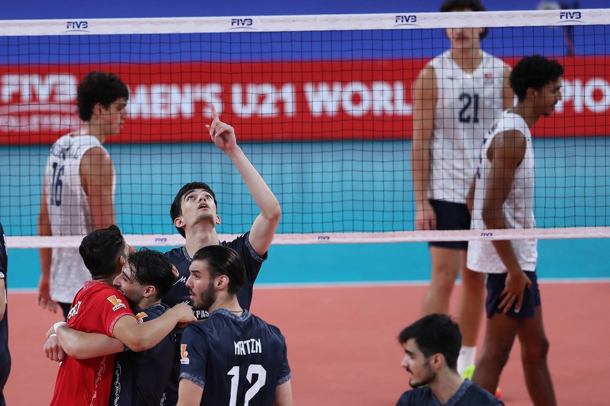 والیبال قهرمانی جهان/ صعود شیرین پسران ایرانی به فینال با چاشنی پیروزی بر آمریکا