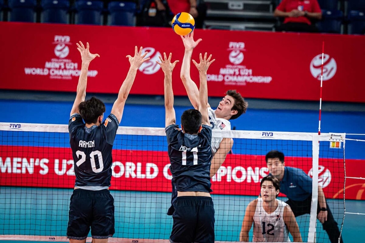 نتایج کامل نیمه‌نهایی والیبال قهرمانی جهان/  برنامه فینال ایران - ایتالیا