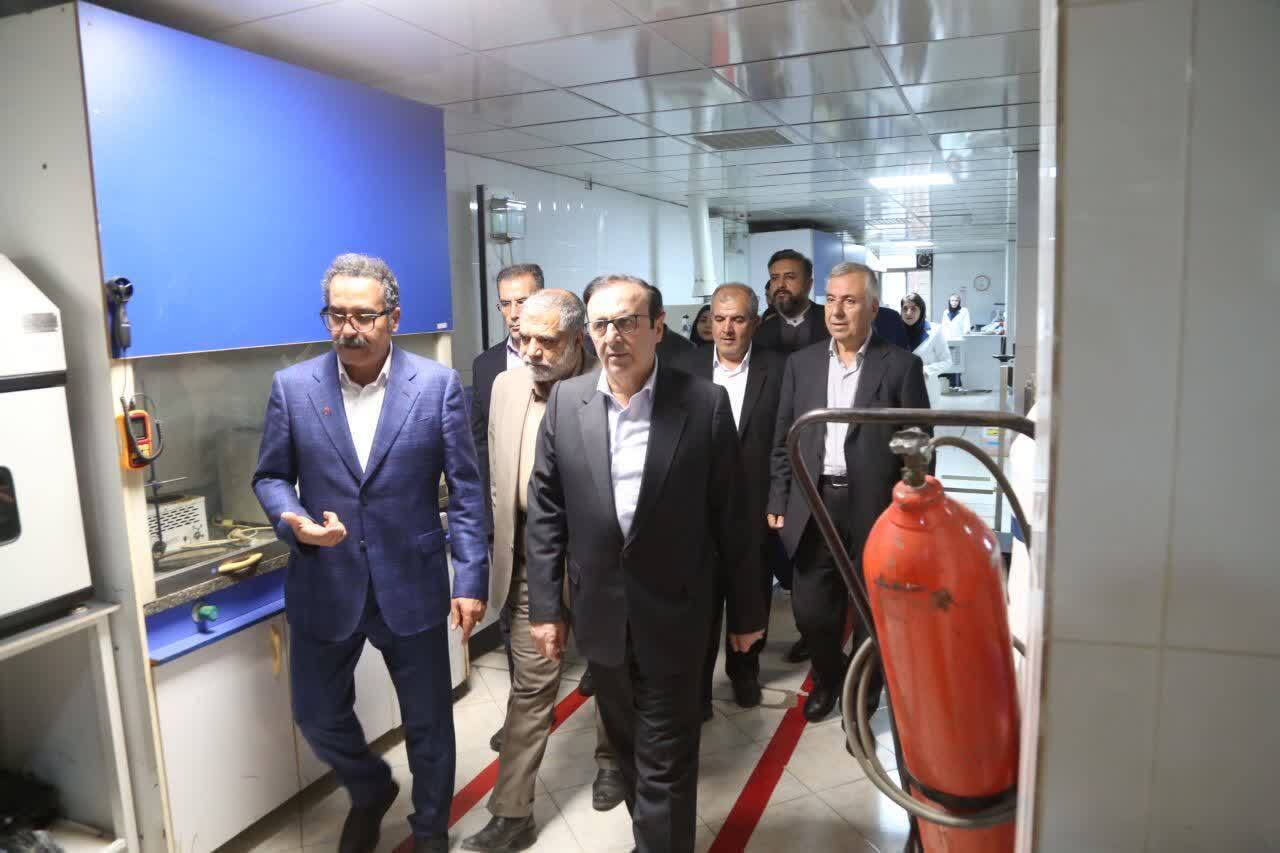 طرح توسعه مجموعه آزمایشگاهی پیرایه زیست قزوین افتتاح شد طرح توسعه مجموعه آزمایشگاهی پیرایه زیست قزوین افتتاح شد