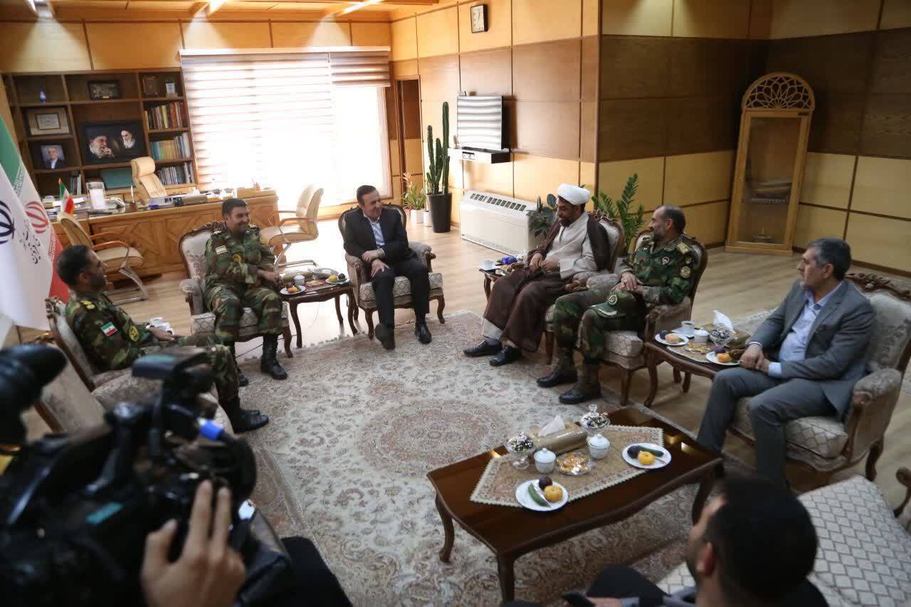 استاندار قزوین: ارتش ظرفیت ارزشمند استان در تأمین امنیت و آرامش است