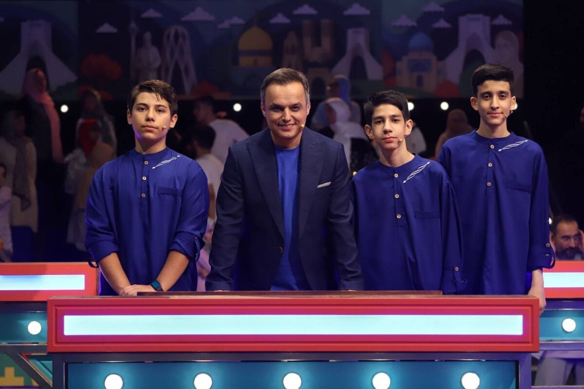 نقطه‌زنی «دو نقطه» با حضور چهره‌ها
فصلِ خاک به زودی روی آنتن شبکه ۲