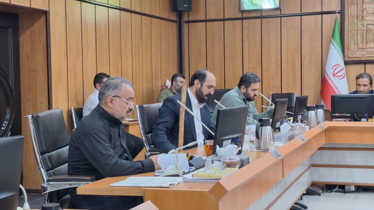 اللهیاری: شهردار قزوین از عهده اداره این شهر برنمیآید اللهیاری: شهردار قزوین از عهده اداره این شهر برنمیآید