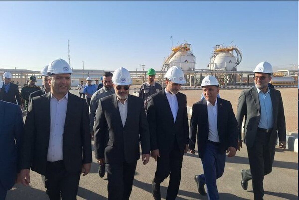 راه‌ اندازی خط تولید محصول استراتژیک صنایع دارویی باحضور وزیر دفاع