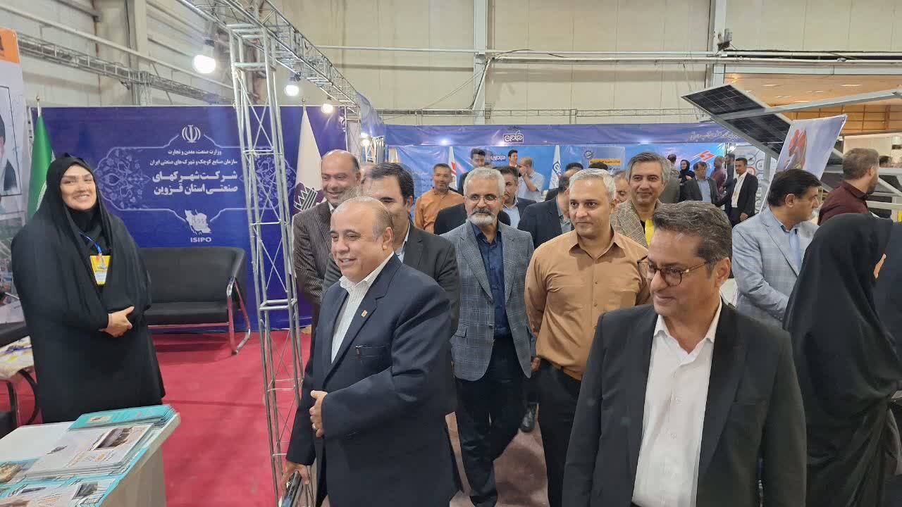 نخستین نمایشگاه تخصصی برق، انرژی های پاک و الکترونیک در قزوین گشایش یافت