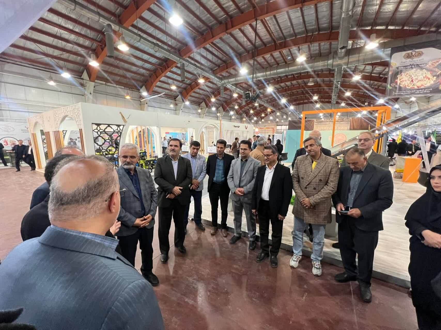 نخستین نمایشگاه تخصصی برق، انرژی های پاک و الکترونیک در قزوین گشایش یافت