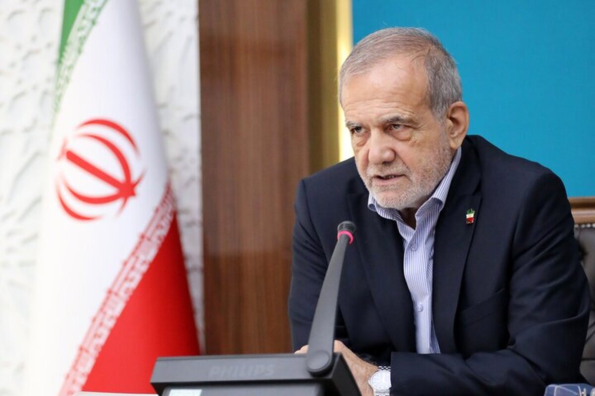 پزشکیان:صنایع آب بر باید به جنوب ایران منتقل شوند