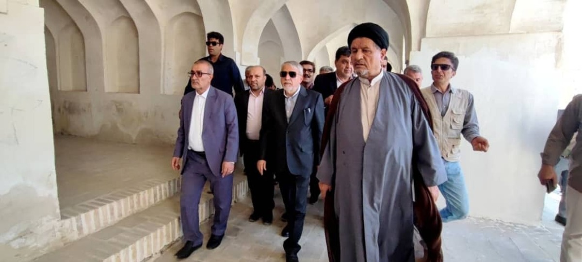 استاندار کهگیلویه و بویراحمد :شناسایی و رفع موانع توسعه گردشگری بلادشاپور در دستور کار قرار گرفت