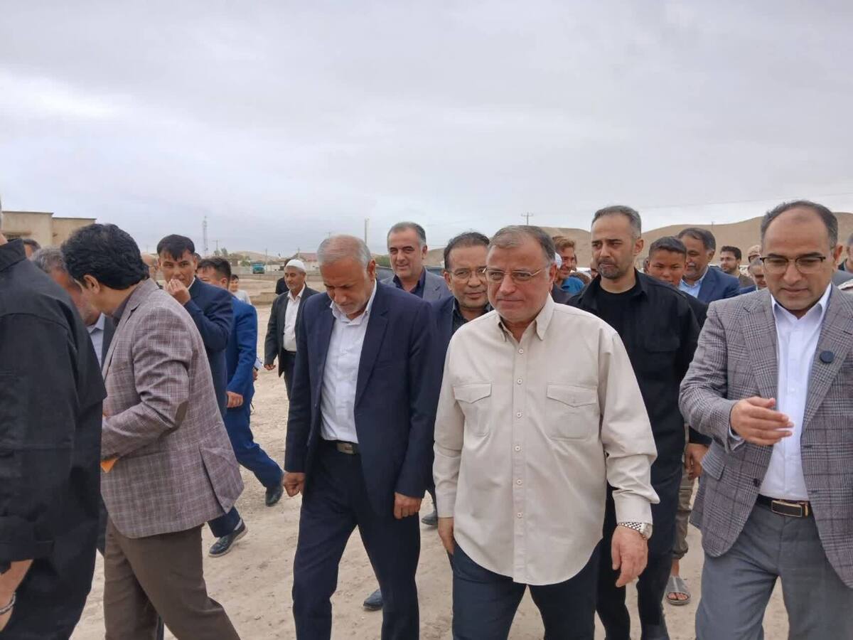 چمن مصنوعی فوتبال روستای مرزی آی تمر گنبدکاووس کلنگ‌زنی شد