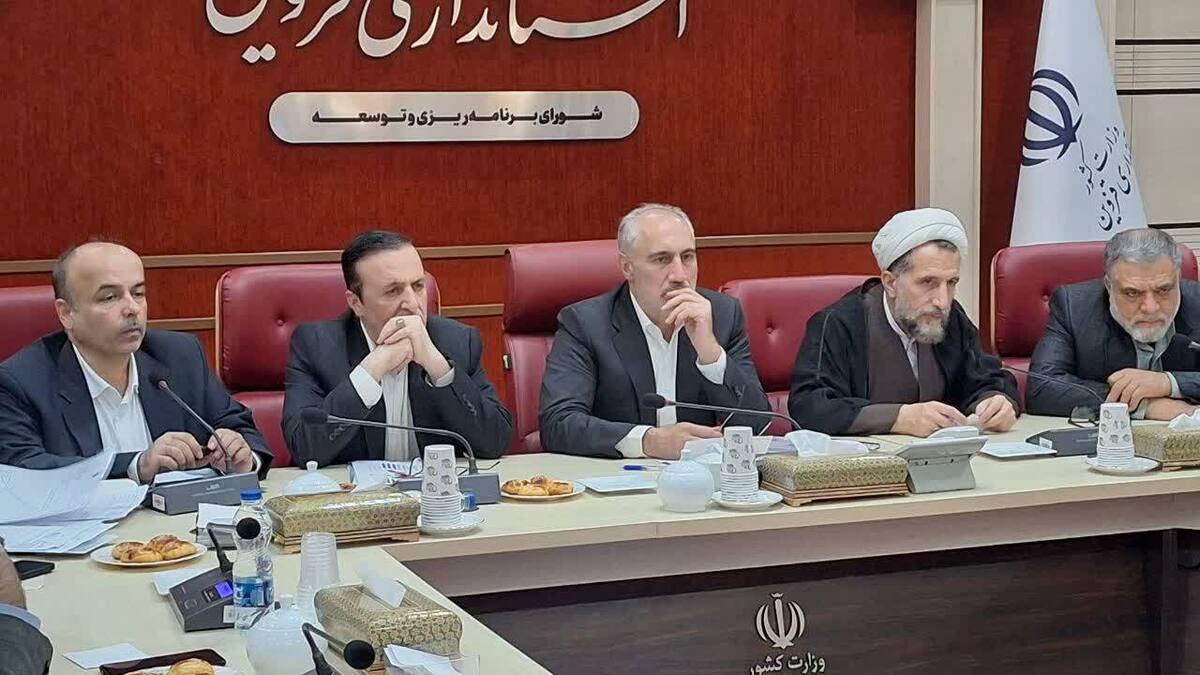 شاخص های اجتماعی، فرهنگی و آموزشی در قزوین نگران کننده است و باید ارتقا یابد