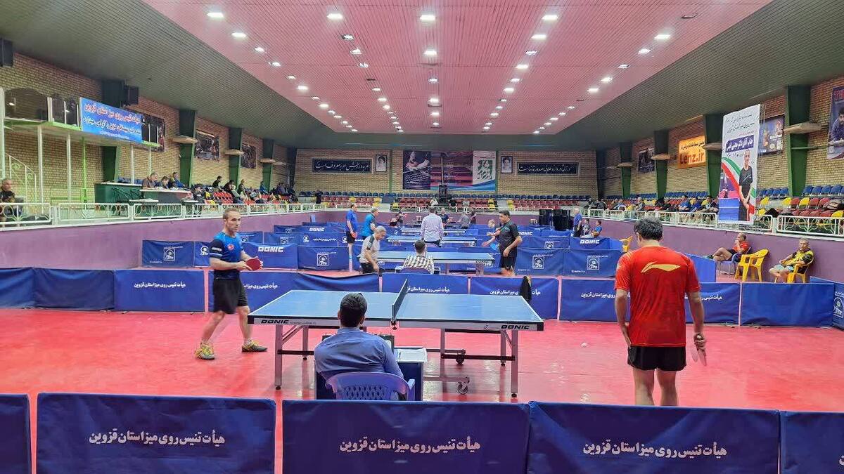 مسابقات تنیس روی میز جایزه بزرگ پیش کسوتان در قزوین آغاز شد