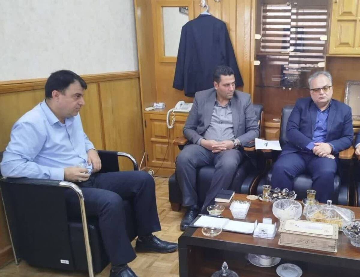 معاون استاندار: مطالبه مردم سمنان برای ساماندهی بازار میوه، به‌حق و منطقی است