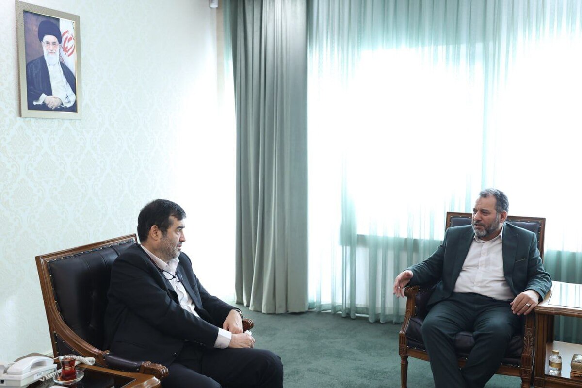 دیدار و گفت‌وگوی نماینده مردم اصفهان با وزیر ورزش و جوانان