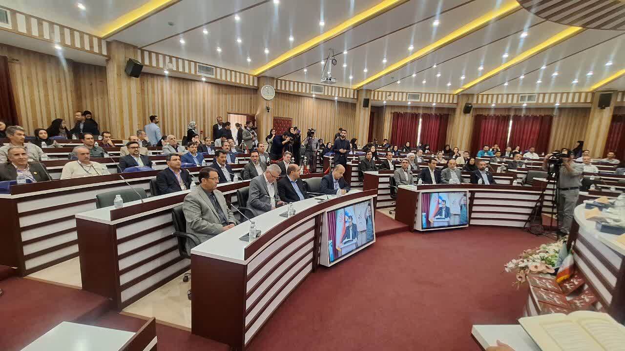 افشین: استفاده از نخبگان موحب جهش مدیریت می شود/فرآیند ارزیابی نخبگان از سه سال به ۴۰ روز کاهش یافت 