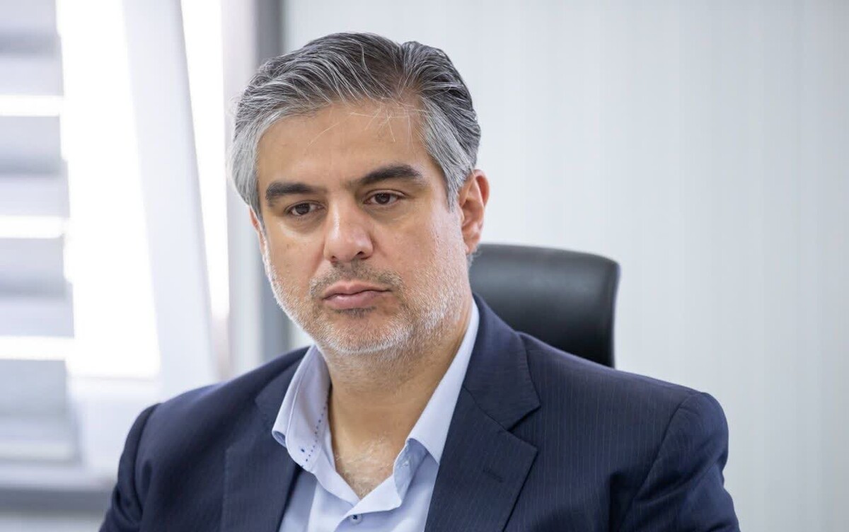 استاندار مرکزی: نیروی انتظامی در خط مقدم پاسداری از نظم، قانون و آسایش جامعه قرار دارد