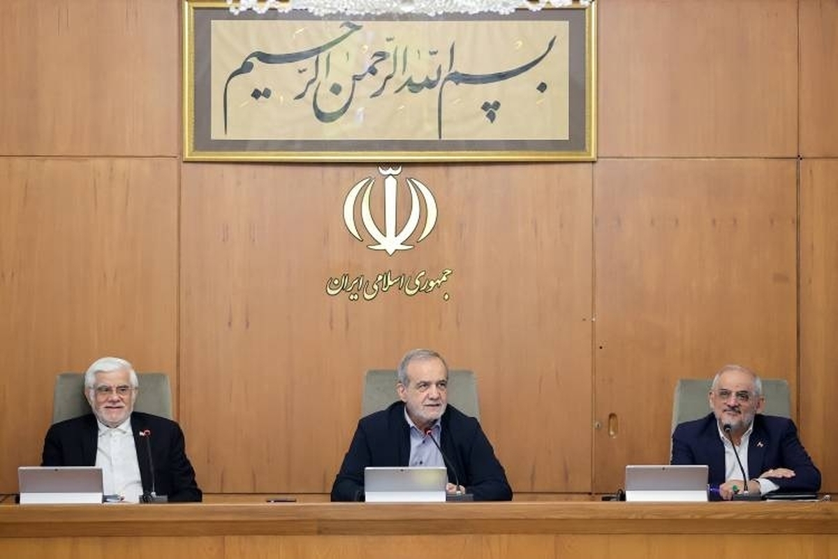 تصویب 2 آییننامه اجرایی مربوط به مدیریت بهرهبرداری فرودگاهها و قانون حمایت از مالکیت معنوی