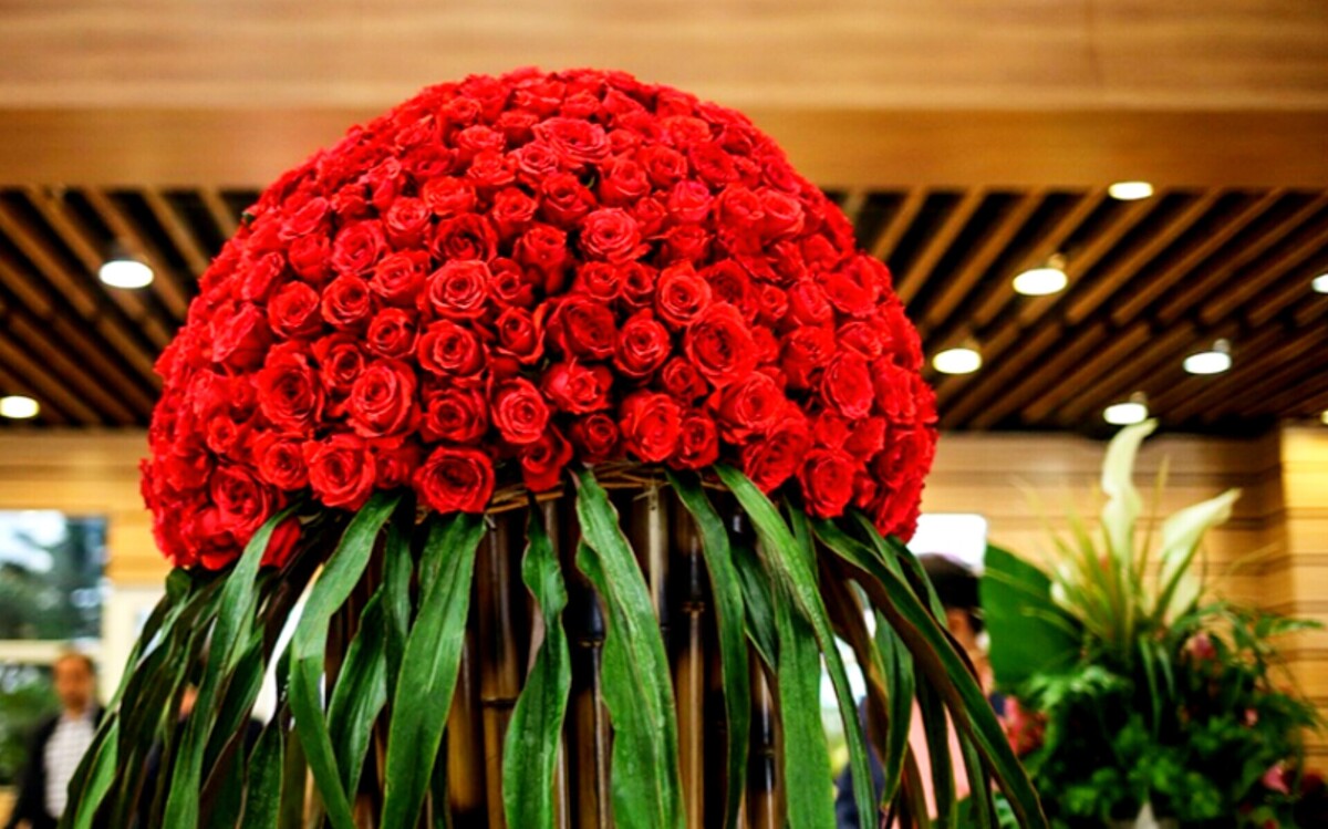 نمایشگاه تخصصی گل و گیاه در اراک گشایش یافت