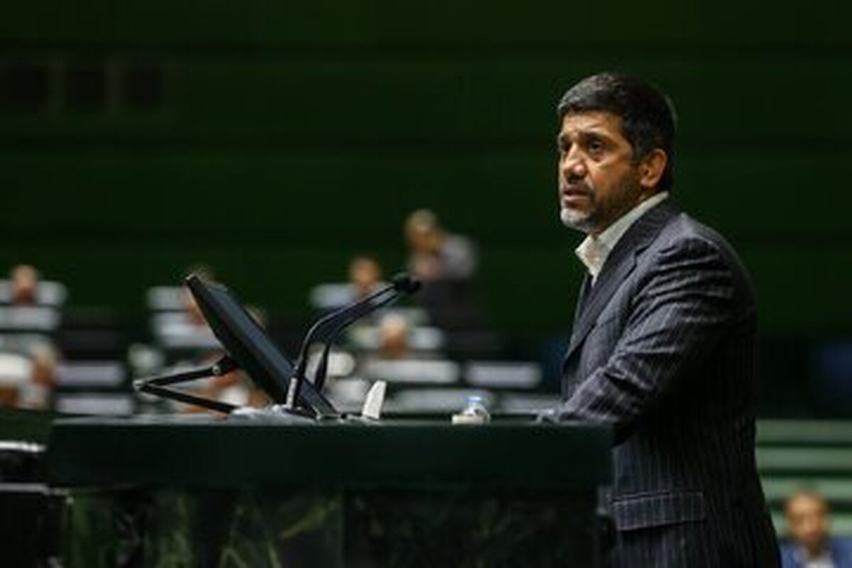 درخواست مجلس از پزشکیان برای اهدای نشان خدمت به علیرضا دبیر