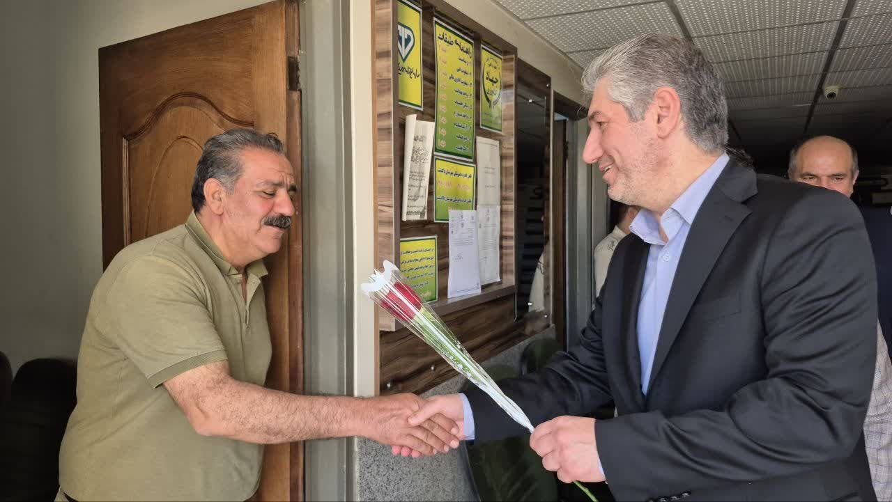 تأکید فرماندار پاکدشت بر اقدامات پیشگیرانه تب برفکی و رعایت اصول بهداشتی در دامداریها تأکید فرماندار پاکدشت بر اقدامات پیشگیرانه تب برفکی و رعایت اصول بهداشتی در دامداریها