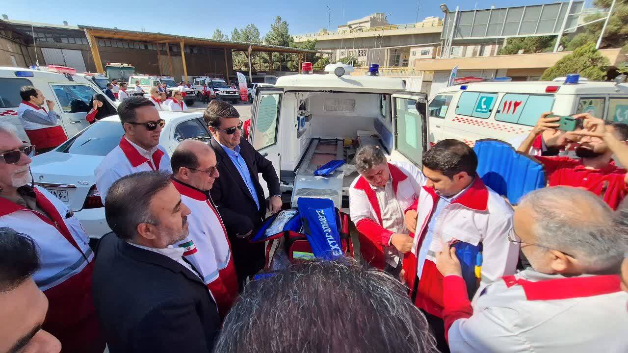 تجیهزات جدید خودروهای امدادی و اداری جمعیت هلال احمر استان قزوین رونمایی شد