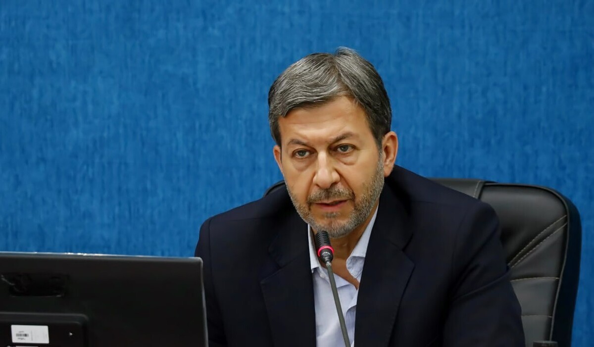 استاندار اصفهان پنجشنبه‌ها را در استان اصفهان دورکاری اعلام کرد